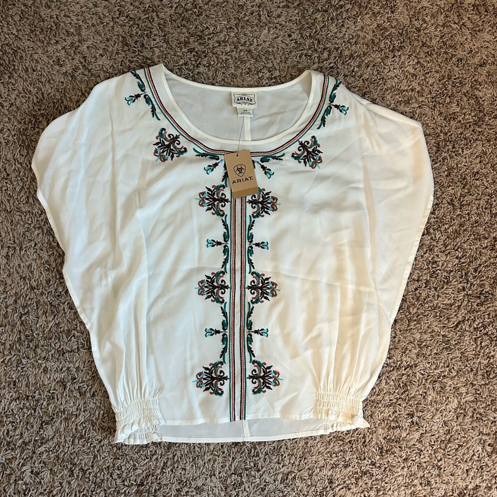 Ariat Women's Cream Embroidered Blouse